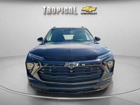 New 2026 Chevrolet TrailBlazer LT w/ Midnight Edition FWD image 8