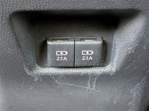 Used 2019 Toyota RAV4 XLE image 14