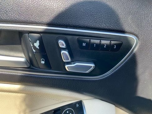 Used 2018 Mercedes-Benz GLA 250 image 18