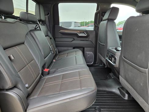 Used 2023 Chevrolet Silverado 1500 High Country w/ Technology Package AWD/4WD image 25