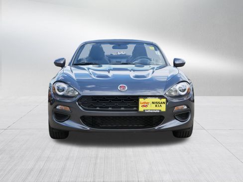 Used 2017 FIAT 124 Spider Classica RWD image 2