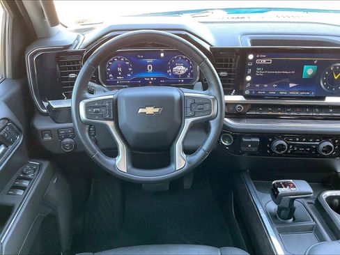 Used 2022 Chevrolet Silverado 1500 LTZ image 5