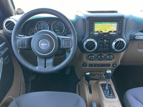 Used 2013 Jeep Wrangler Unlimited Rubicon w/ Connectivity Group image 16