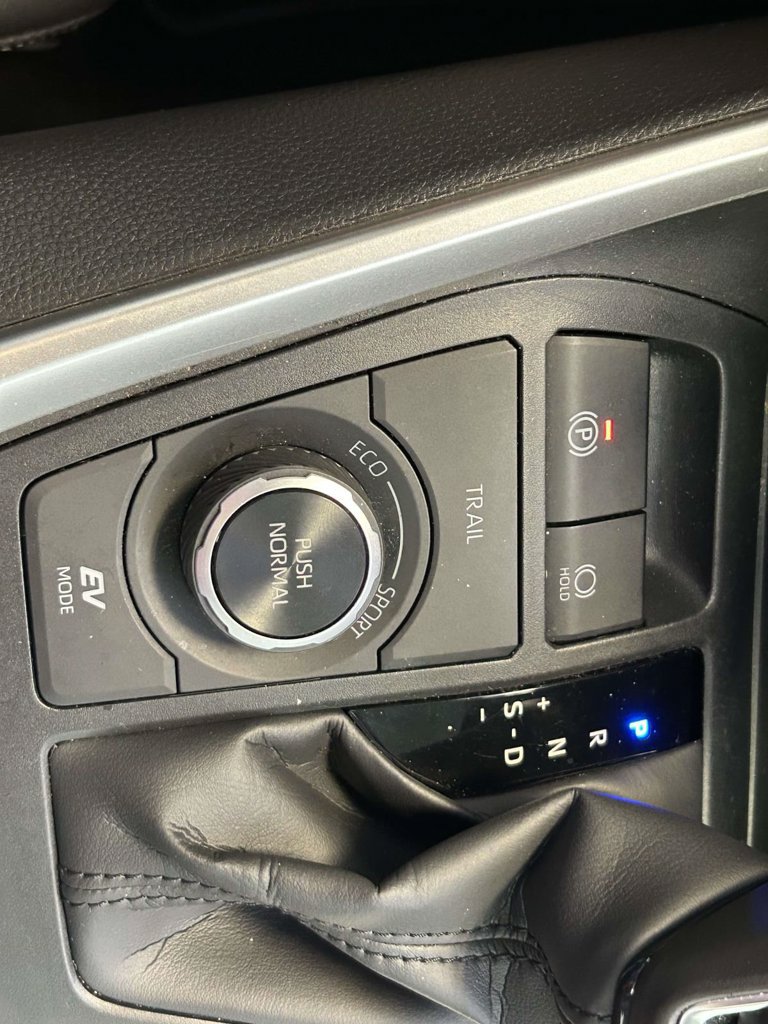 Certified 2025 Toyota RAV4 XLE Premium AWD/4WD image 23