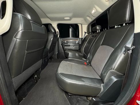 Used 2014 RAM 1500 Laramie RWD image 19