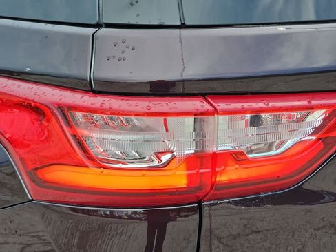 Used 2020 Chevrolet Traverse LT FWD image 41