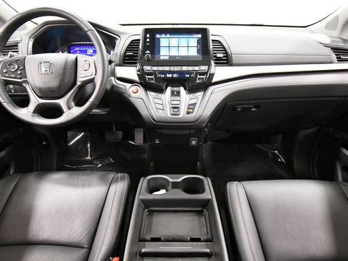 Certified 2024 Honda Odyssey EX-L image 3