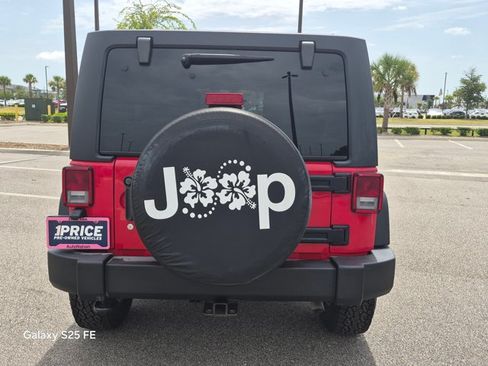 Used 2018 Jeep Wrangler Unlimited Sport S AWD/4WD image 7