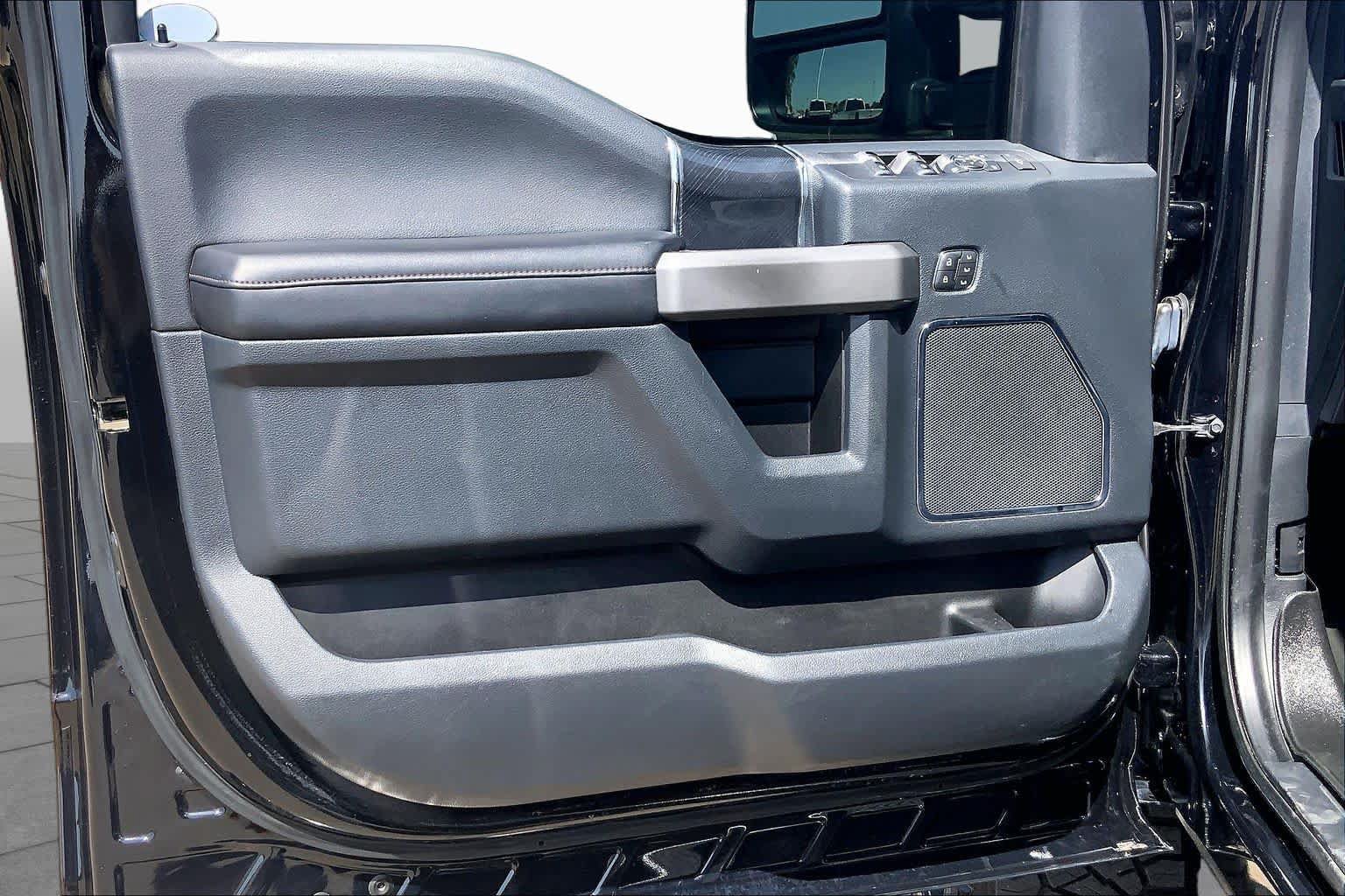 Certified 2022 Ford F250 Platinum AWD/4WD image 21