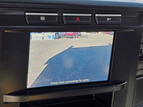 Used 2024 Ford F550 4x4 Regular Cab Super Duty image 6