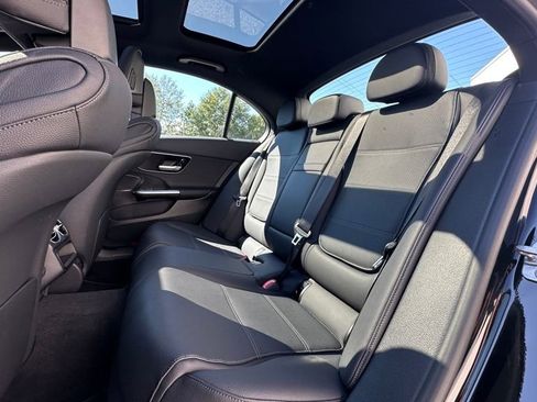 Used 2025 Mercedes-Benz C 300 Sedan image 14