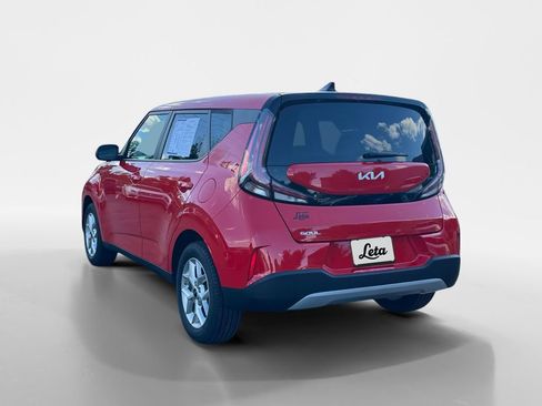 Used 2024 Kia Soul LX w/ Option Group 015 FWD image 6