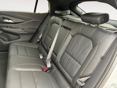 New 2026 Buick Envista Avenir FWD image 24