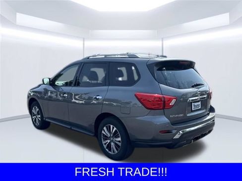 Used 2019 Nissan Pathfinder SV AWD/4WD image 3