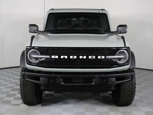 Used 2024 Ford Bronco Wildtrak image 10