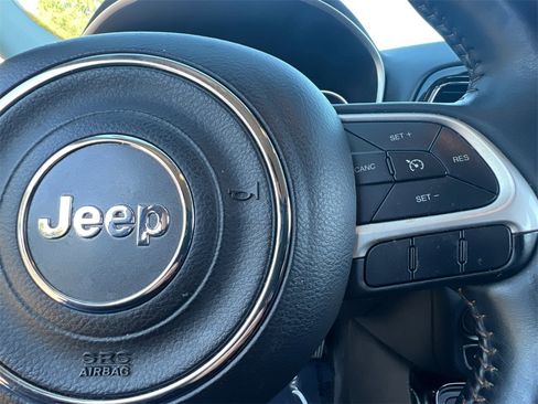 Used 2018 Jeep Compass Limited image 16