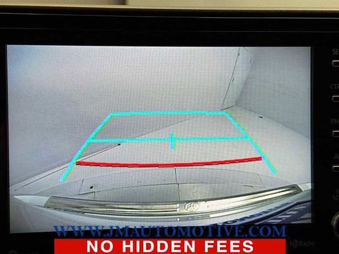 Used 2022 Toyota Highlander XLE image 35