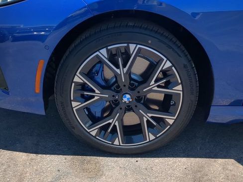Used 2025 BMW M235i xDrive AWD/4WD image 10