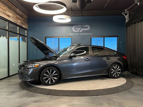 Used 2022 Honda Civic EX image 24