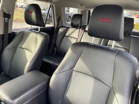 Used 2022 Toyota 4Runner TRD Off-Road Premium image 19