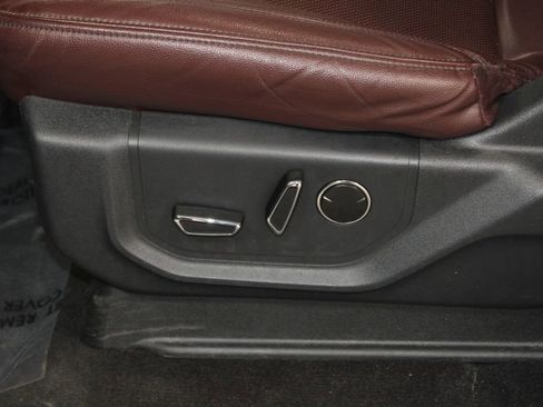 Used 2023 Ford Expedition Max Limited image 17