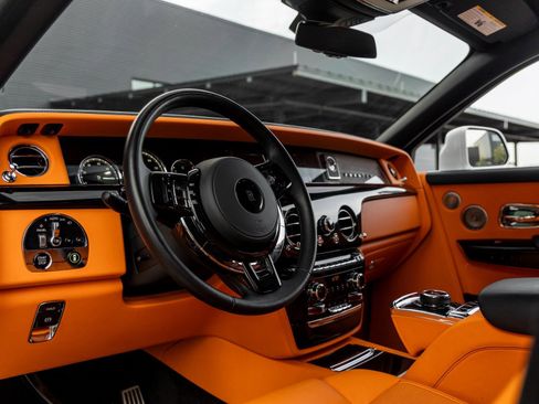 Used 2022 Rolls-Royce Phantom Extended Wheelbase image 30