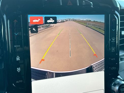 Used 2024 RAM 2500 Lone Star w/ Sport Appearance Package image 17