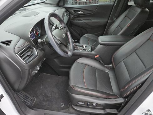 Certified 2022 Chevrolet Equinox RS w/ RS Leather Package image 18