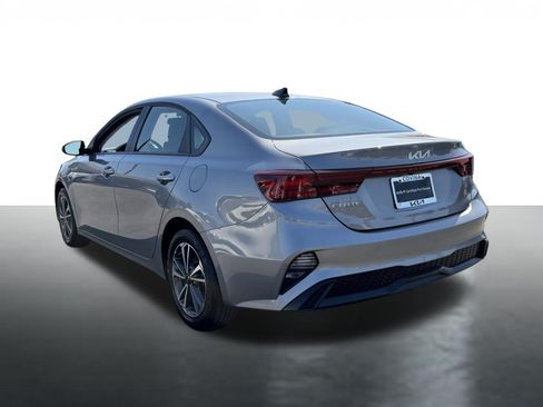 Certified 2024 Kia Forte LXS FWD image 6