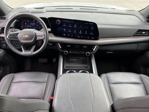 Used 2025 Chevrolet Tahoe LT image 12