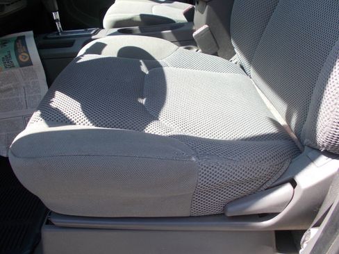 Used 2018 Nissan Frontier SV w/ Value Truck Package image 12