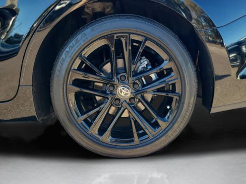 Used 2025 Toyota Camry SE image 37