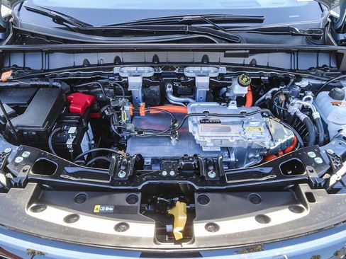 New 2026 Nissan Leaf Platinum+ w/ Illuminated Package FWD image 13