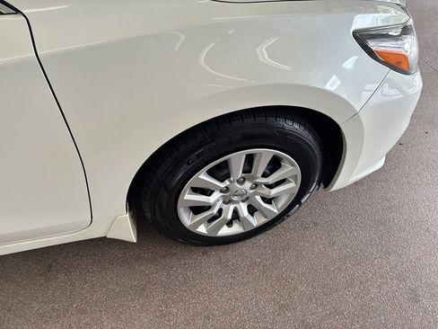 Used 2016 Nissan Altima 2.5 S w/ Power Driver Seat Package FWD image 18