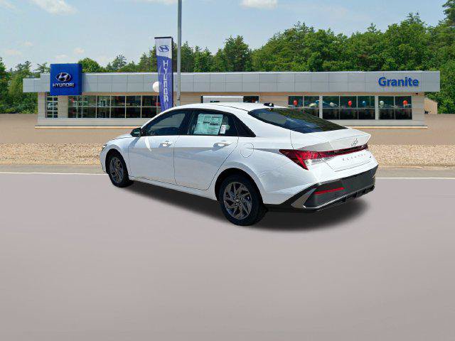 New 2026 Hyundai Elantra Hybrid FWD image 8