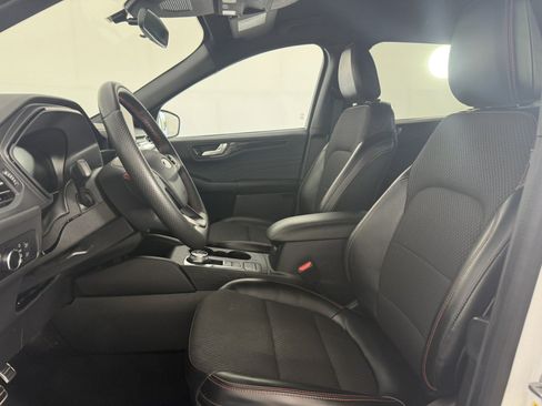 Used 2023 Ford Escape ST-Line FWD image 14