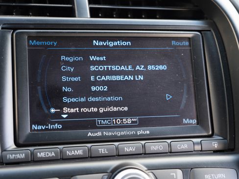 Used 2011 Audi R8 V8 image 30