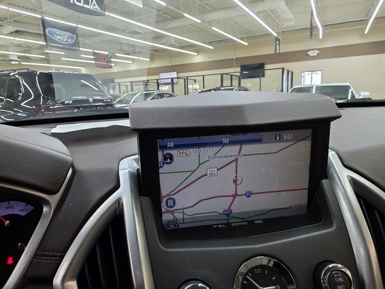 Used 2011 Cadillac SRX Luxury FWD image 31