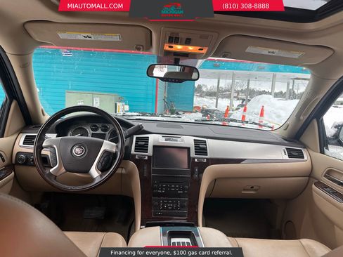Used 2014 Cadillac Escalade Luxury image 14