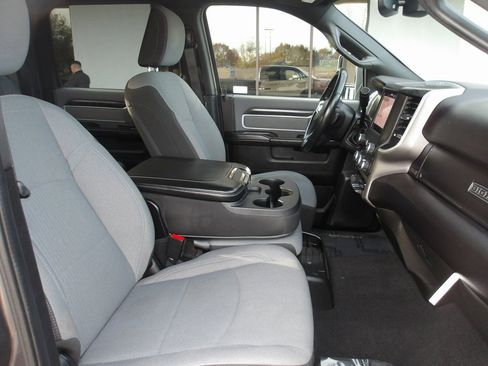 Used 2023 RAM 2500 Big Horn w/ Level 1 Equipment Group image 18