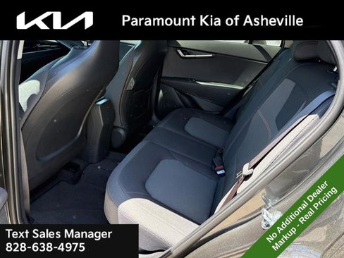 New 2026 Kia Niro LX FWD image 20