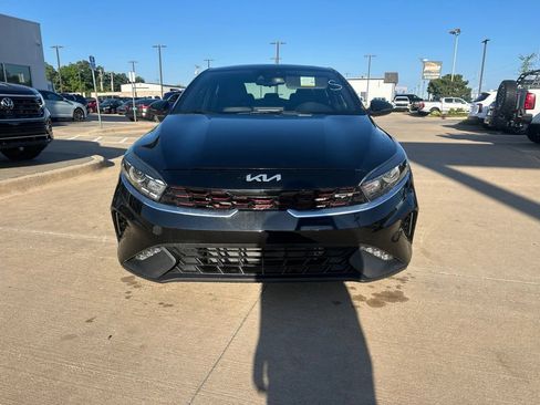 Used 2024 Kia Forte GT-Line w/ GT-Line Premium Package FWD image 2