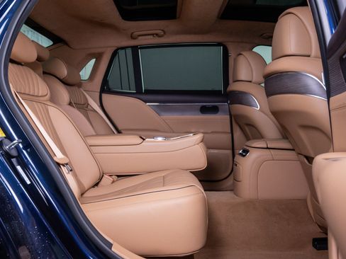 Used 2023 Genesis G90 3.5T image 11