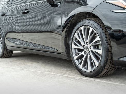 Used 2019 Lexus ES 350 Ultra Luxury image 31