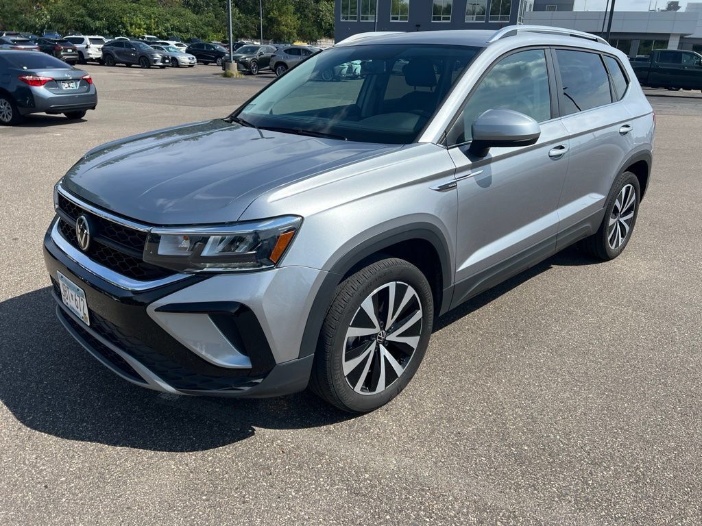 Used 2022 Volkswagen Taos SE AWD/4WD image 10
