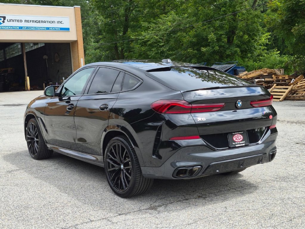 Used 2024 BMW X6 M60i w/ Dynamic Handling Package AWD/4WD image 8