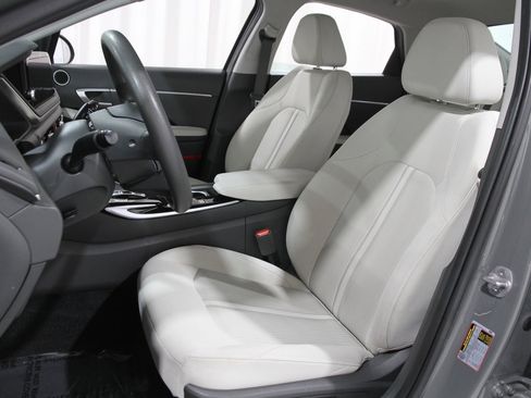 Certified 2023 Hyundai Sonata SEL w/ Cargo Package image 5