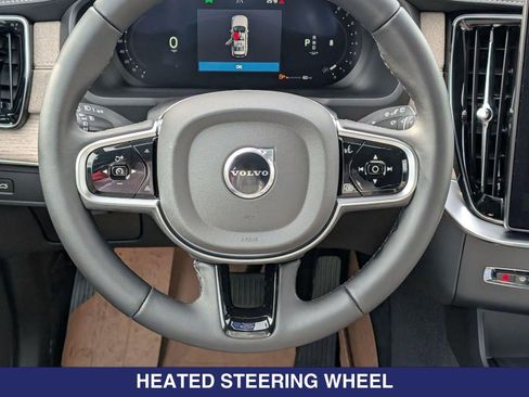 New 2026 Volvo XC90 B5 Plus w/ Protection Package Premier image 17