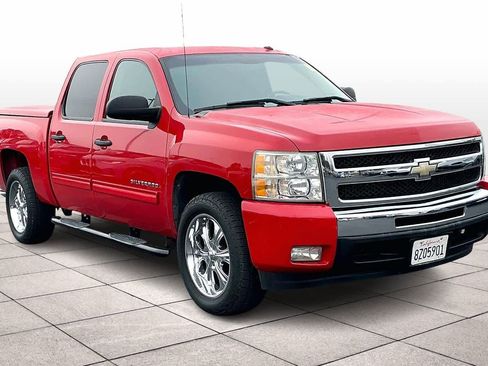 Used 2010 Chevrolet Silverado 1500 LT w/ Power Pack Plus image 2