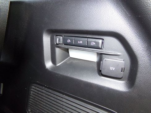 Used 2021 Ford Explorer Platinum w/ Equipment Group 601A AWD/4WD image 32